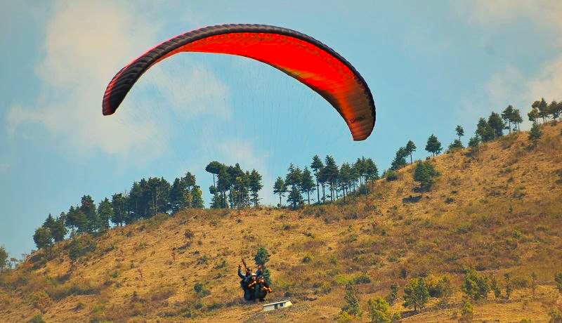 Paragliding in Rishikesh